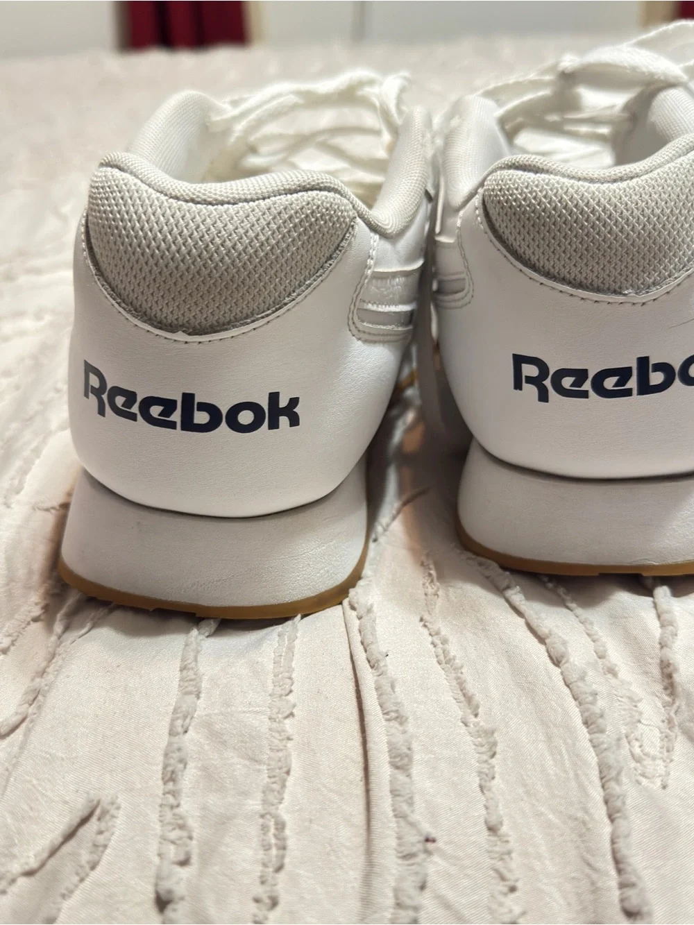 Reebok classic low